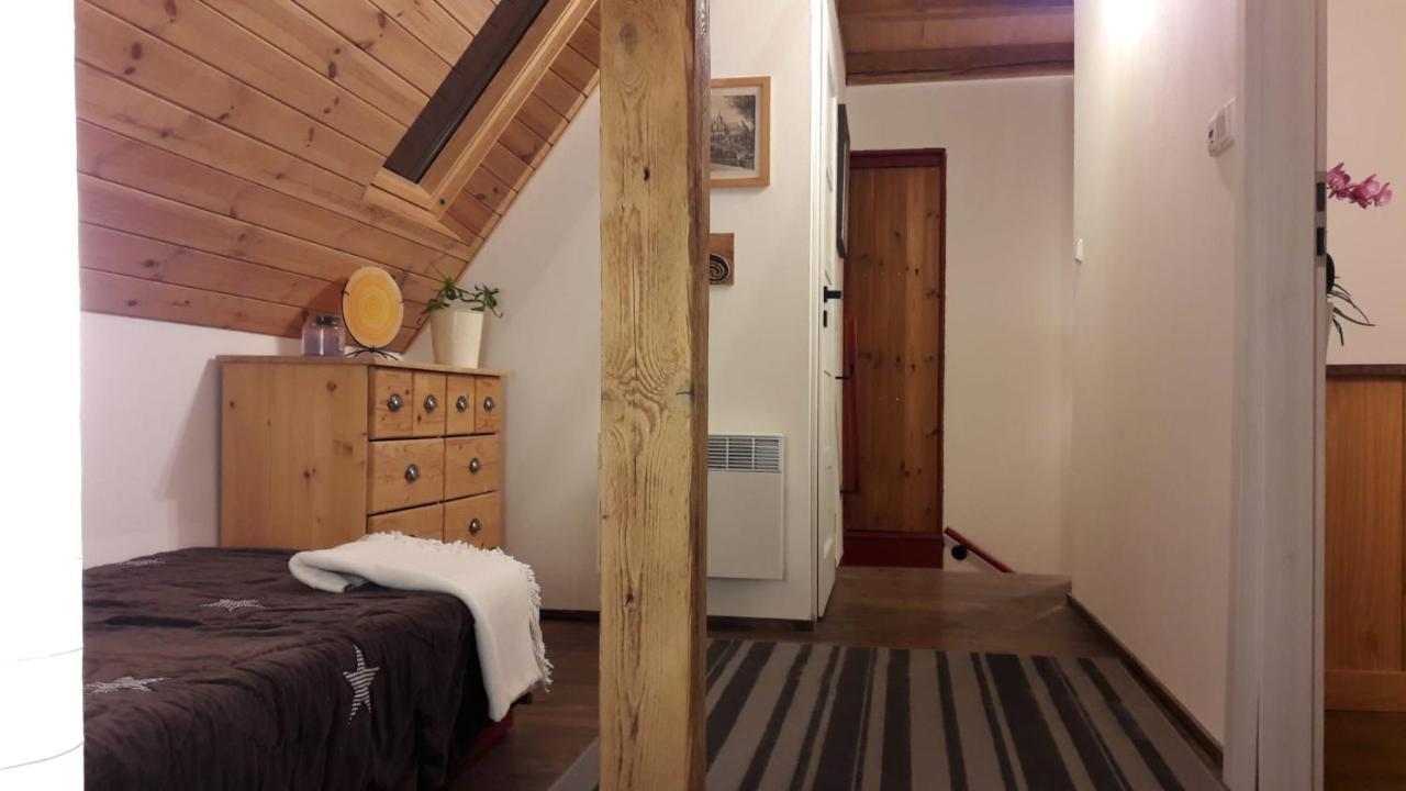 Chaloupka Pod Kanci Stezkou Nova Ves nad Nisou Exterior photo